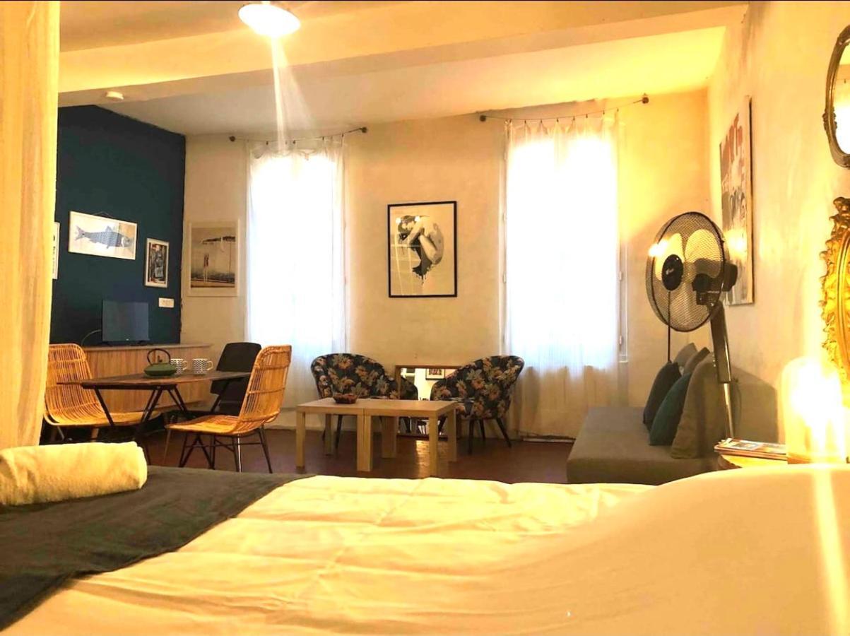 Grand Studio Rue Du Panier Marselha Exterior foto